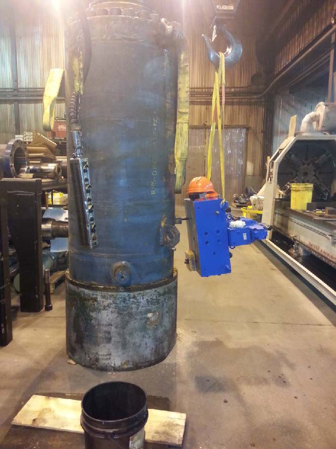 large hydraulic cylinder 2