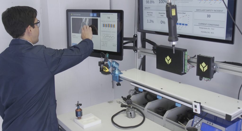 Smart Workstation from Bosch Rexroth and Tulip